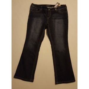 Maurices Ellie Straight Slim Boot Jeans